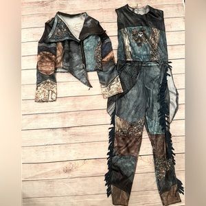 Girls Descendants Uma Costume size 7/8